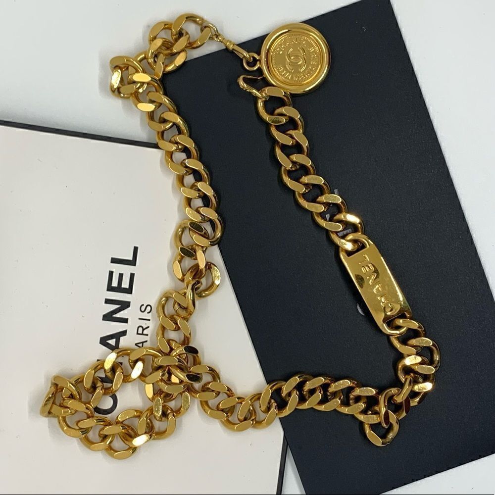 CHANEL Vintage Medallion Chain Belt Metal 70 - Picture 8 of 12